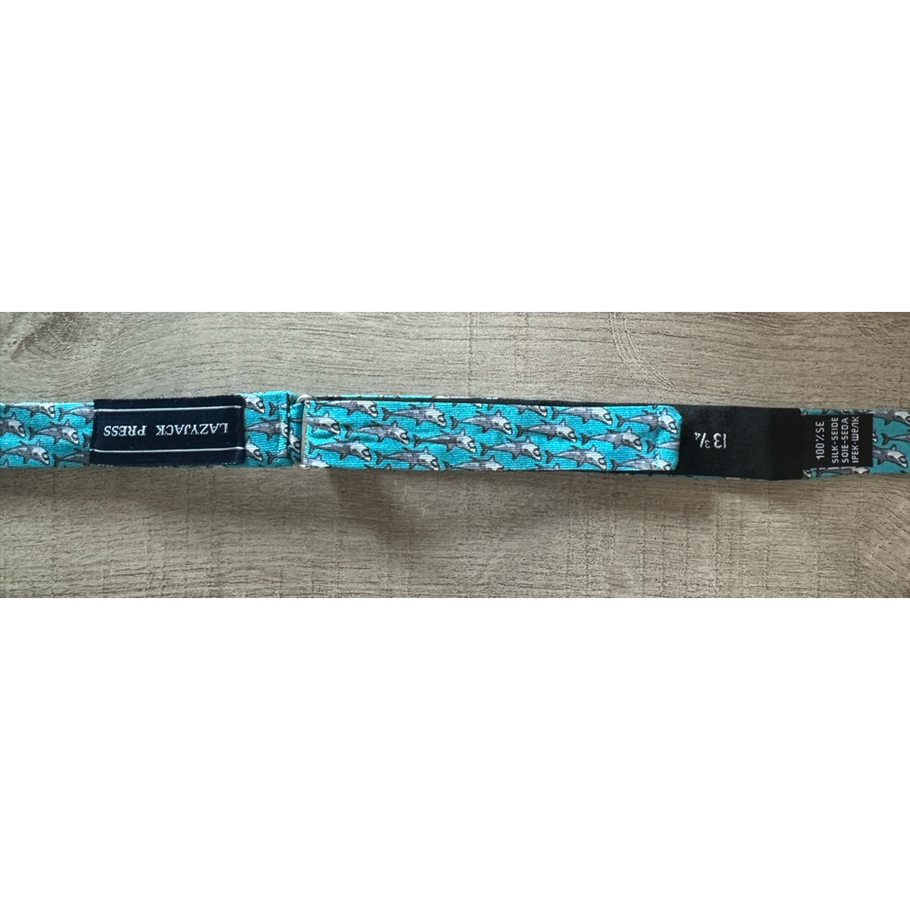 LAZYJACK Press NWT | Shark Week Bow Tie | One Size Blue - Picture 3 of 6